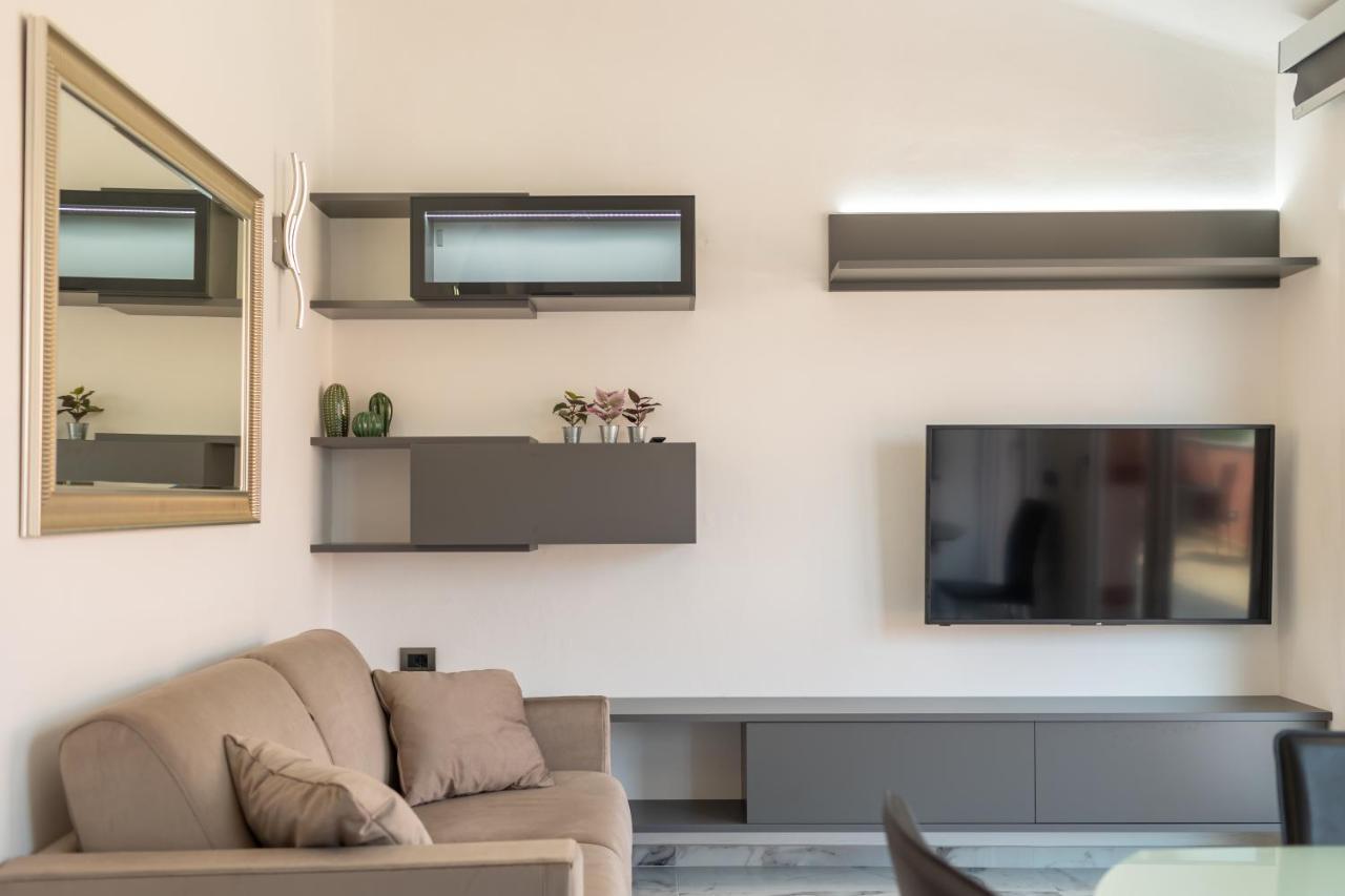 Casa Vacanza " La Rosa " Imperia Liguria מראה חיצוני תמונה